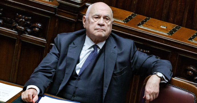 Almasri, al ministero era pronto l’atto per tenere dentro il generale. Ma Nordio non lo ha firmato