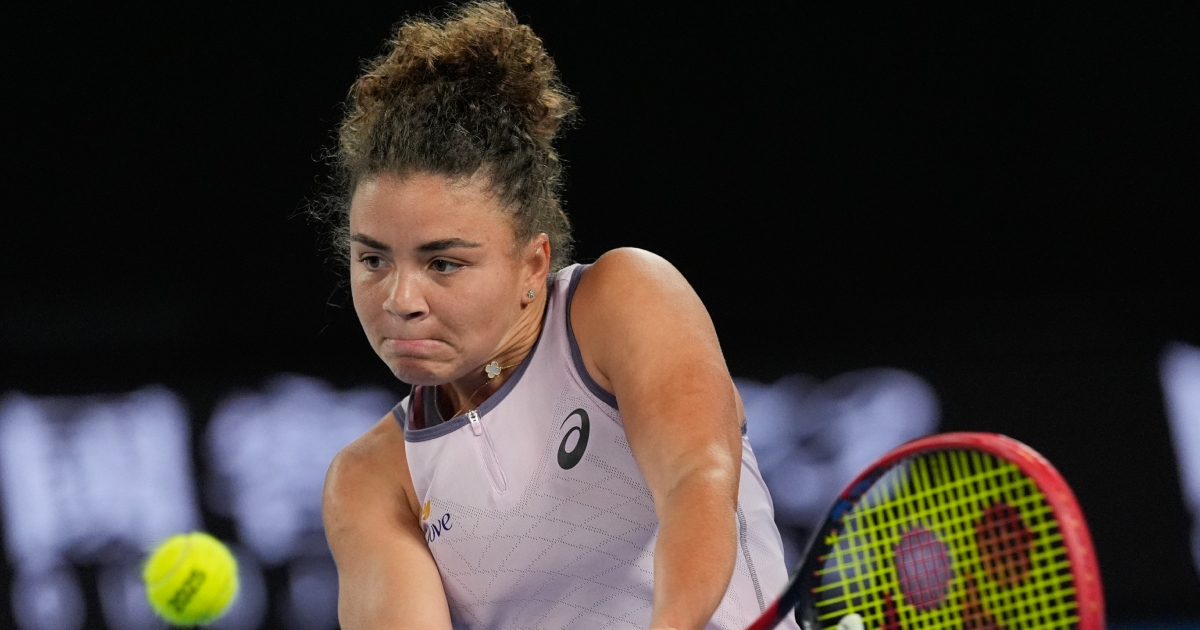 Australian Open 2025, Paolini eliminata in 3 set da una brava e fortunata Svitolina