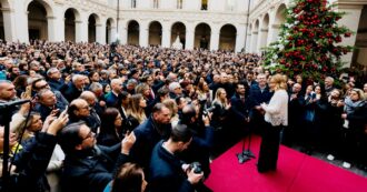 Copertina di “Codice Meloni”: a Palazzo Chigi scatta il bavaglio su opinioni e notizie