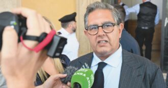 Copertina di L’esposto: “L’Agenzia di Toti serve solo per pagare 100 mila euro al dirigente”