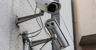 Copertina di Sorveglianza di massa, per le Autorità di controllo c’è la museruola