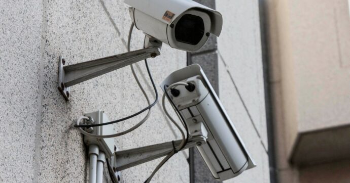 Sorveglianza di massa, per le Autorità di controllo c’è la museruola