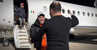 Copertina di Almasri arrestato e liberato, così l’Italia sterilizza i mandati di cattura dell’Aja. L’aereo già in volo mentre Nordio “valutava” le carte