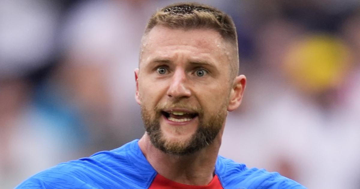 Skriniar, niente Juventus o Napoli: l’ex Inter va al Fenerbahce di Mourinho