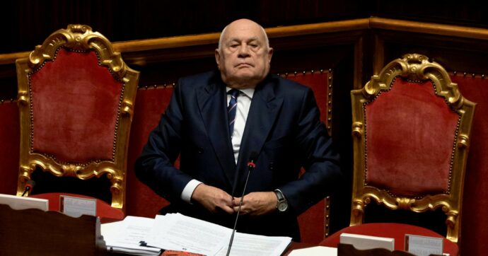 Il Csm compatto grazie a Nordio: tutti i togati votano la mozione di tutela contro il ministro