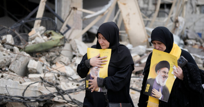 Libano, tregua prolungata fino al 18 febbraio ma Israele “spara sui civili”: “26 persone uccise nel Sud mentre tornavano a casa”