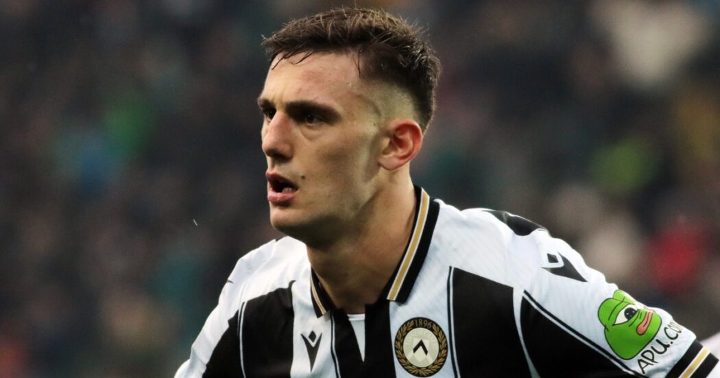 https://st.ilfattoquotidiano.it/wp-content/uploads/2025/01/27/lorenzo-lucca-udinese-1050x551.jpg