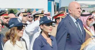 Copertina di Santanchè resiste e ora dice: “La Russa sta con me…”