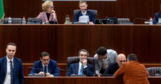 Copertina di In Lombardia la destra sogna la restaurazione: “Ritorniamo ai vitalizi”