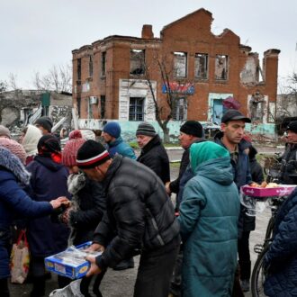 Copertina di Kiev, gli effetti di Trump: “Fermi cibo, legna e abitazioni. Noi Ong perdiamo i progetti”