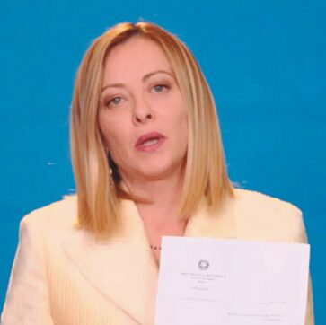 Il premierato di fatto: ancora una  truffa  ai danni dei cittadini