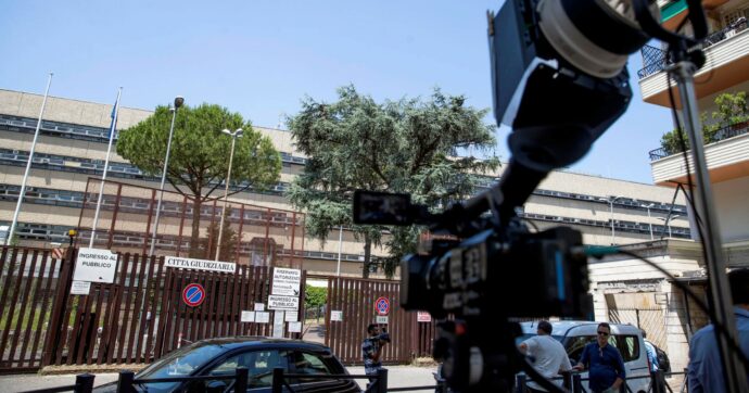 Meloni indagata, il Tg1 e la denuncia: Giorgia piazza la doppia vendetta contro il procuratore Lo Voi