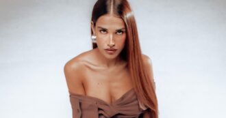 Copertina di Sanremo 2025, Clara: “La bellezza? Mi fa tristezza quando tutto viene ridotto ad un fatto estetico, mi dispiace molto per chi lo fa” – IL VIDEO