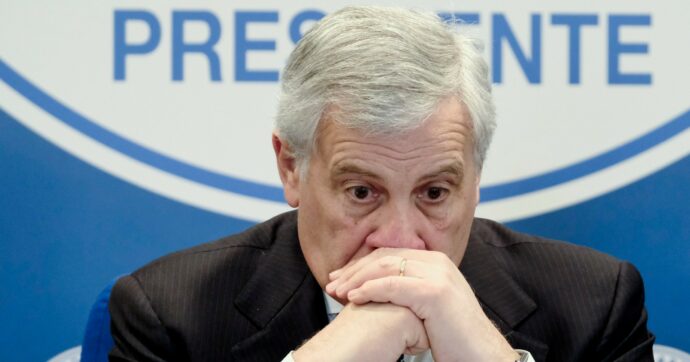 Caso Almasri, Tajani si sfila: “Non c’entro, né io né Salvini a riferire alle Camere. Nordio? È arrivato un documento di 40 pagine in inglese: non è così semplice”