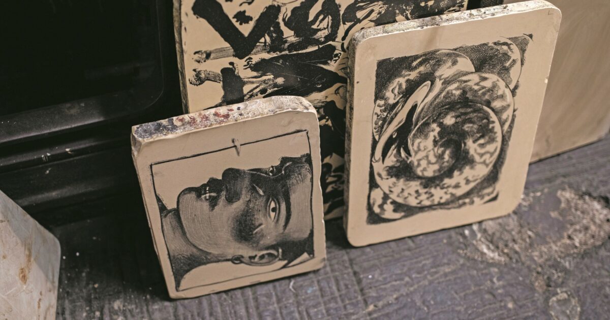 Roma, la bottega che resiste dal 1840: ghisa, colori & montblanc