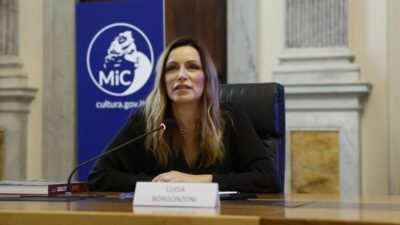 Copertina di La sottosegretaria Bergonzoni attacca il ‘suo’ ministro Giuli sui giornali: lite su chi comanda, intanto il cinema si spegne