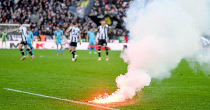 Assalto degli ultrà di Udinese e Salisburgo al treno dei tifosi veneziani: due feriti gravi