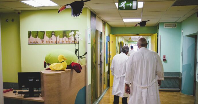 Pnrr Salute, speso solo il 15% dei soldi. Ritardi: liste d’attesa e poliambulatori