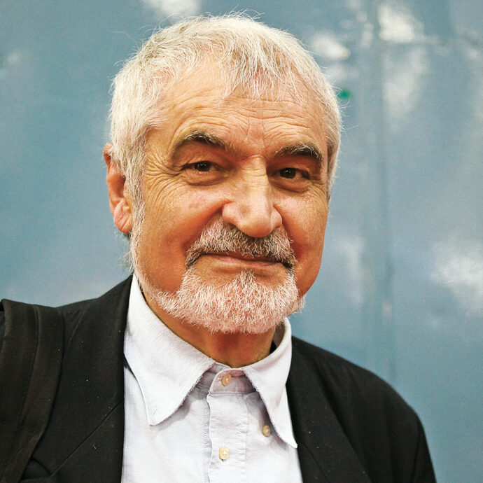 Serge Latouche: “Lavorare meno? Non solo è possibile, ma è necessario”