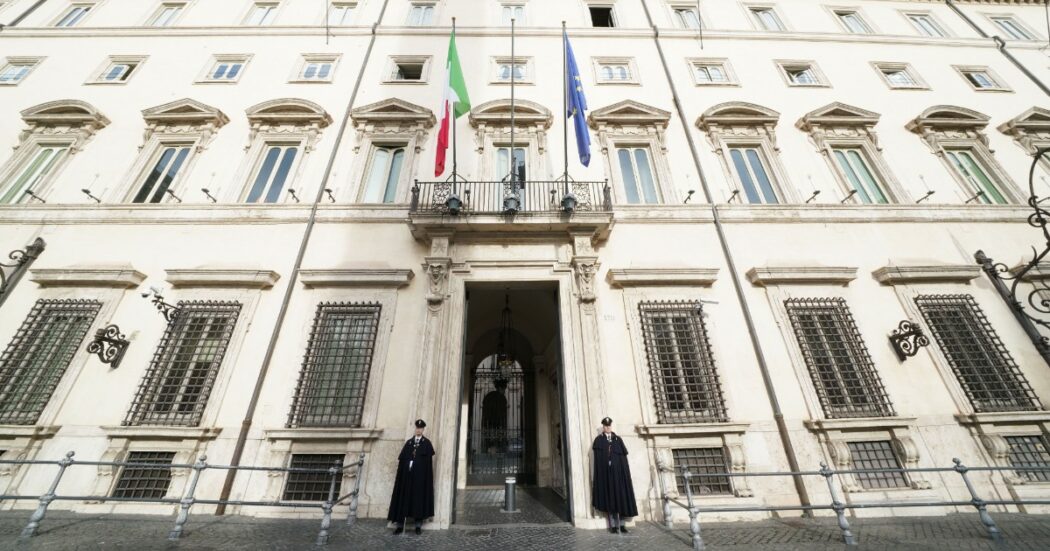 Spionaggio informatico, Haaretz: “Paragon al servizio esclusivo di polizia e intelligence”. L’azienda rescinde i contratti con l’Italia: “Violati i termini di servizio”