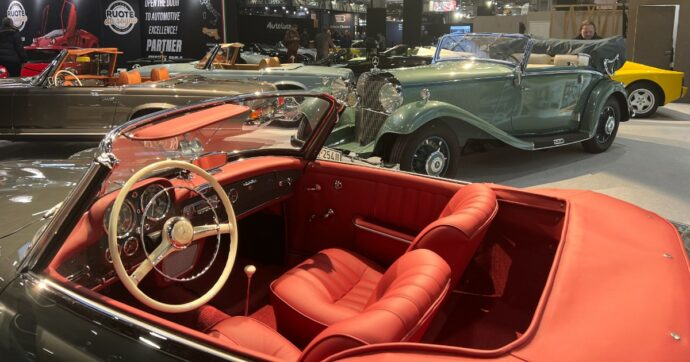 Rétromobile 2025, la festa è a Parigi. Dalla Ferrari di Carolina di Monaco alla Mercedes di Maria Callas