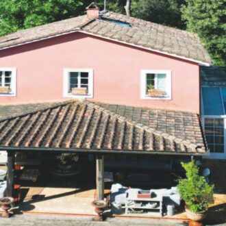 Copertina di Santanchè ipoteca la villa per pagare l’Inps