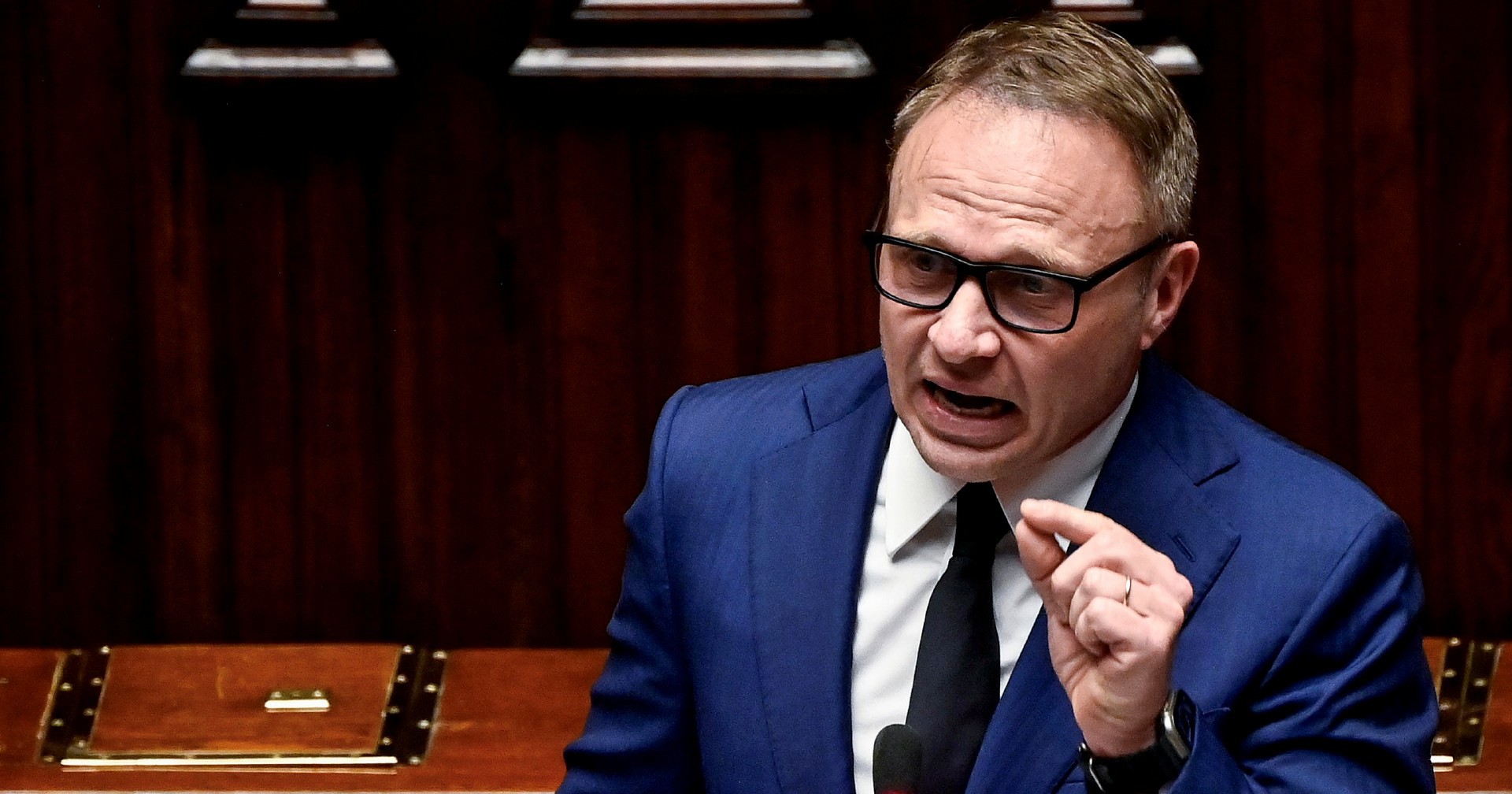 soldi per le carrozzine elettriche non pi249 garantiti interrogazione m5s ai ministri schillaci e giorgetti