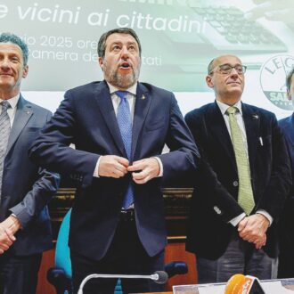 Copertina di Fisco, la Lega attacca FdI e vuole l’ennesima sanatoria