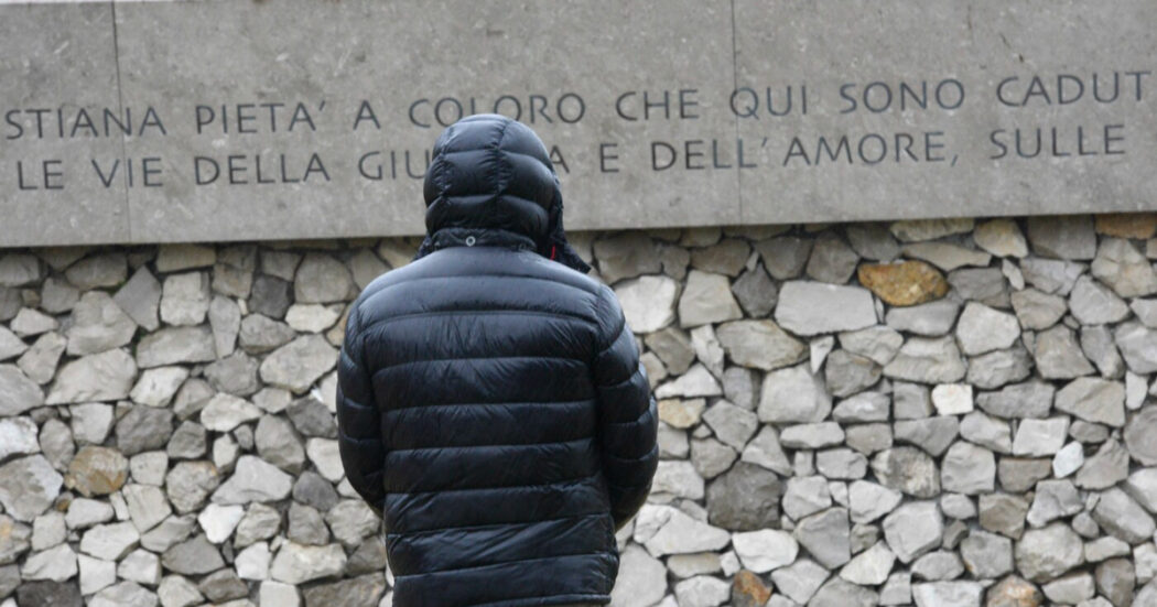 Vandalizzata con tre scritte la foiba di Basovizza. Meloni: “Oltraggio alla nazione, non resterà impunito”