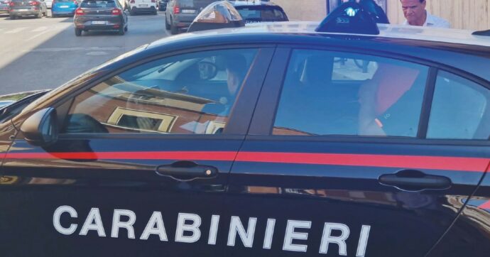 “Papà spaccagli la faccia”: prof. aggredito a scuola