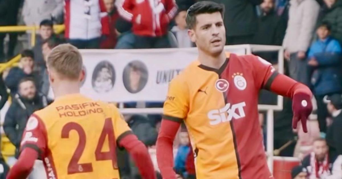 Morata in gol col Galatasaray, poi Mertens simula e l’Adana Demirspor abbandona il campo per protesta – Video