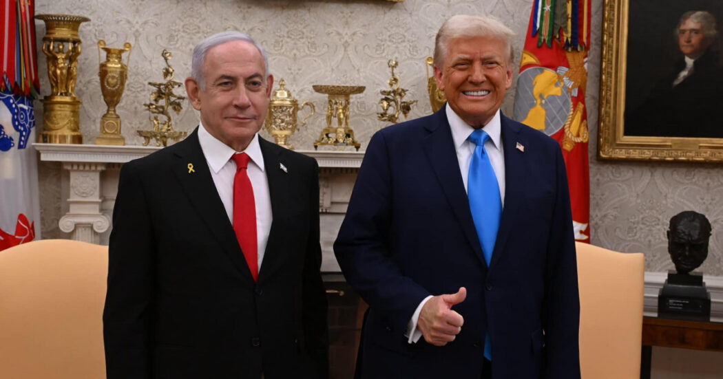 https://st.ilfattoquotidiano.it/wp-content/uploads/2025/02/10/trump-netanyahu-1050x551.jpg