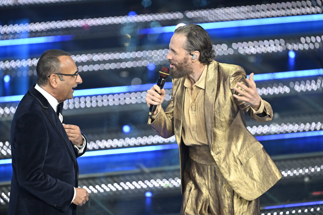 Sanremo 2025, la rivelazione di Jovanotti su Amadeus: “L’ho chiamato e gli ho chiesto: ‘Ma ti senti tradito?”. Carlo Conti reagisce così