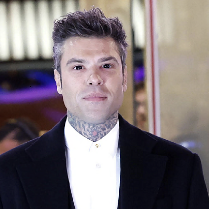 Sanremo 2025, Fedez: “Le polemiche? Pago un errore gravissimo. Non vengo da un periodo in cui sono proprio Ironman. Le lenti a contatto? Le ho anche che prendono tutto il bulbo”