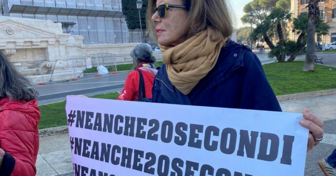 Abusò di hostess, la Cassazione: ora un appello-bis