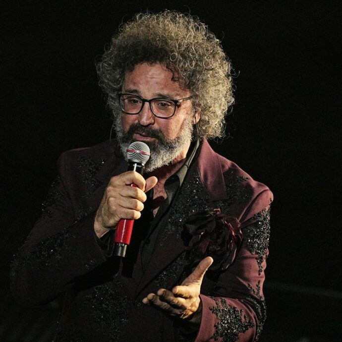 “A seguito di un problema di salute di Simone Cristicchi” cancellato il concerto in Valle D’Aosta