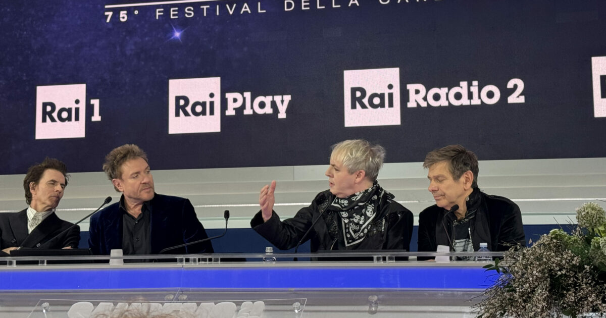 “Il segreto del nostro successo dopo 47 anni? Dividerci i soldi in maniera uguale. L’Italia supporti i Maneskin”: i Duran Duran super ospiti a Sanremo 2025