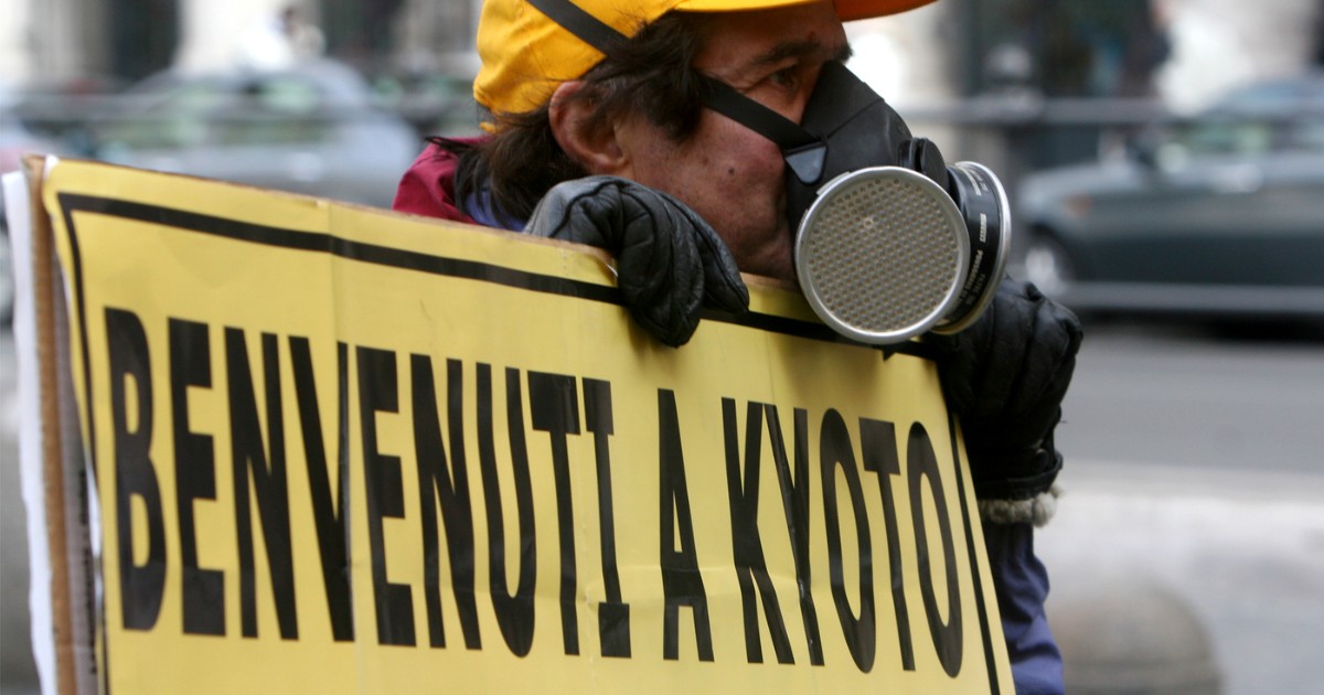 Vent'anni dopo la ratifica del Trattato di Kyoto dobbiamo rigirare i Moai sulla loro testa