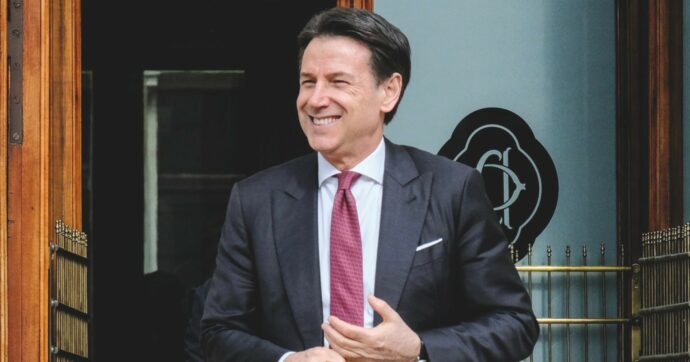 Conte, ecco il tour  sulle bollette: ma c’è il nodo Regioni