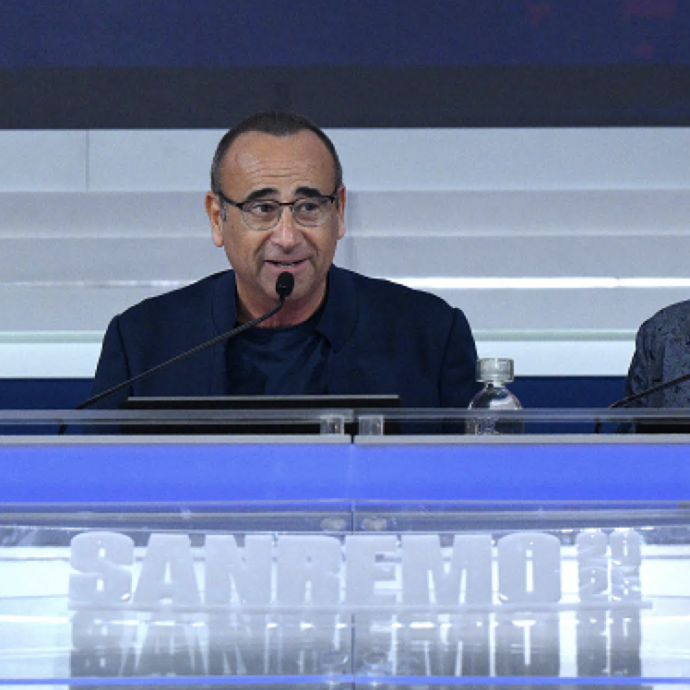 Sanremo 2025, Carlo Conti: “Realizzo un sogno, stasera aprirò il Festival con Roberto Benigni”. Cucciari: “Vesto e mi spoglio gratis”. Mahmood farà “uno show degno del SuperBowl”