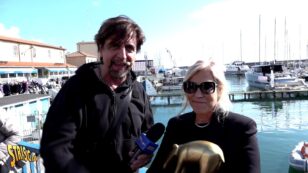 Copertina di “Sono una mamma stro**a. Spero che mio figlio Fedez si risposi”: Tatiana appare a Striscia la Notizia