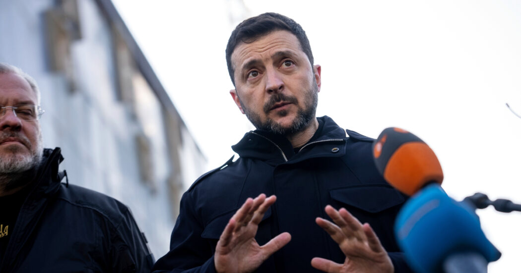 Zelensky: “Questa estate Putin invierà truppe in Bielorussia, che confina con 3 paesi Nato. Trump? Incontri me prima di vedere Putin”