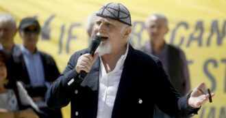 Copertina di Moni Ovadia: “Dal Quirinale nessuna memoria: per i sovietici la guerra è stata tragica”