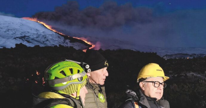 Etna preso d’assalto da turisti Protezione civile: “Rischioso”