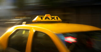 Copertina di “Mi sono addormentato in taxi e mi sono trovato dall’altra parte della nazione”: il conto è salatissimo