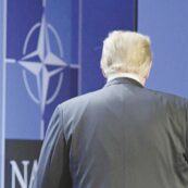 Copertina di Quando sui costi della Nato Donald faceva il piazzista