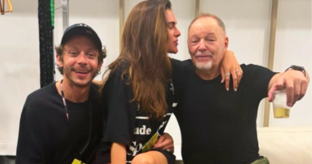 “46 per il 46, auguri campione”: Vasco celebra così Valentino Rossi su Instagram