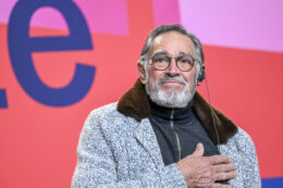 Copertina di “L’anticoncezionale lo portavano loro. Ho avuto la fortuna di vivere l’esperienza delle turiste del Nord Europa in vacanza in Veneto”: lo rivela Fabio Testi