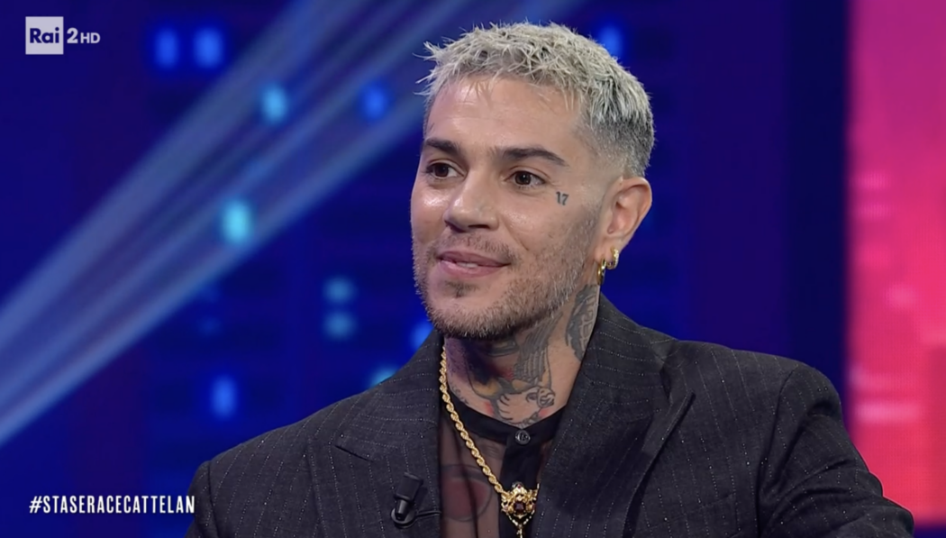 Emis Killa: “Ho deciso di lasciare Sanremo 2025 perché si sarebbe concentrata troppo l’attenzione su questa faccenda. Sarei stato un piatto troppo appetibile”