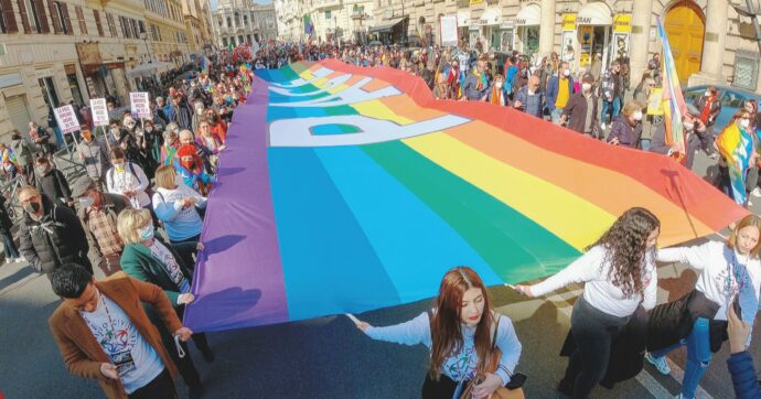Piazze, scenate e rubinetti. I giallorosa si fanno male
